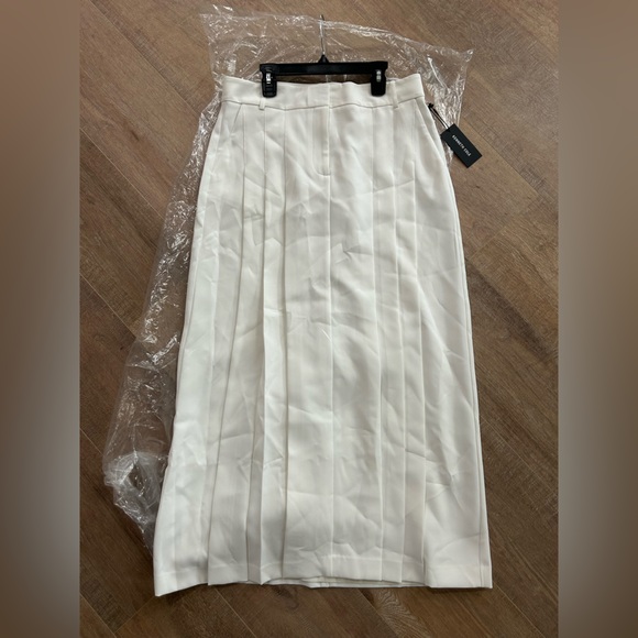 Sz 10 Kenneth Cole Womens Fly Front Pleated Maxi Skirt, White NWT - Picture 4 of 12